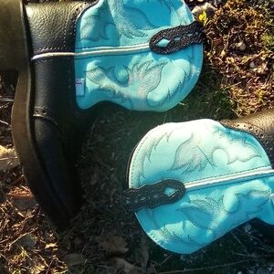 Justin Gypsy Black and Red Boots